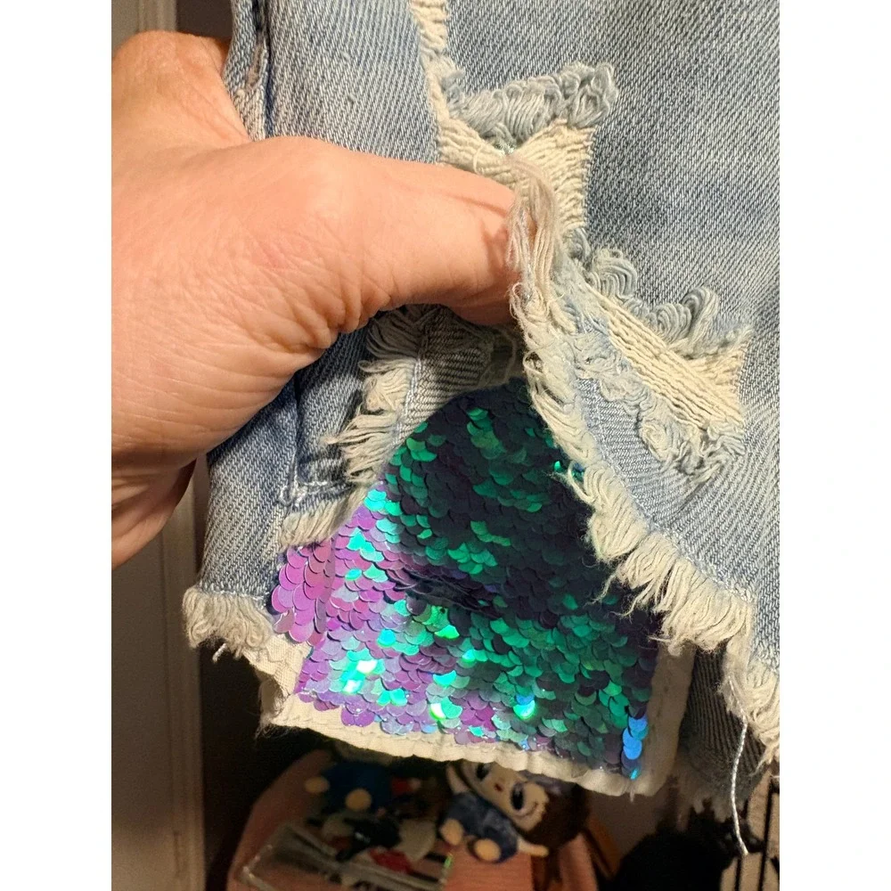 Justice Girls Denim Mini Mom Shorts Light Wash Distressed Sequin Size 10 NEW